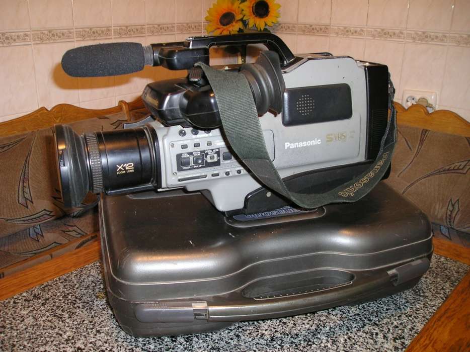Камера Panasonic AG-455